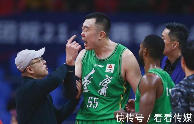 林书豪|CBA威姆斯实属惯犯?多次肘击开道,实在是洗不白了!