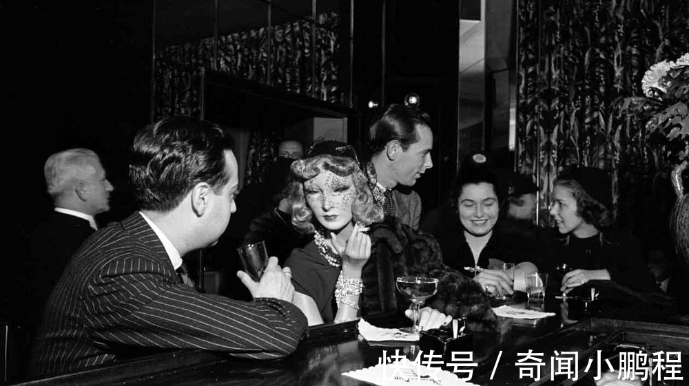 盖拉蒂$真实的皮格马利翁神话,一位美国艺术家爱上自己制作的模特