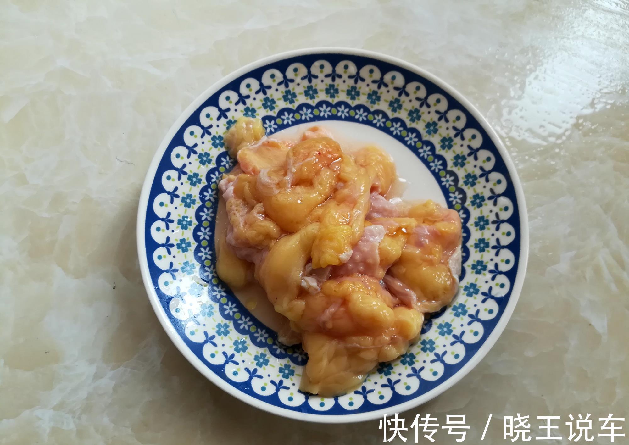 油脂|鸡肉身上这部位,是宝贝还是“垃圾”,听完大厨的讲解,涨知识了