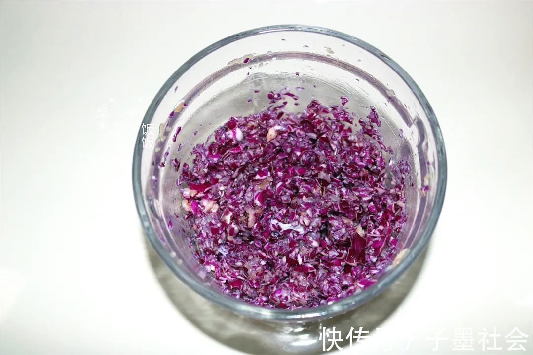 鸡腿|这饼食材多,营养全,5个孩子抢着吃,网友:看着就美味