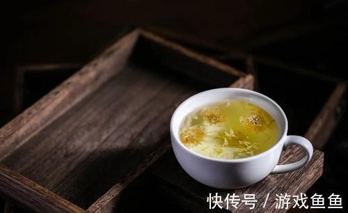 红茶|秋天,喝茶有讲究,建议:这“2种茶”最好不要喝,都是为你好