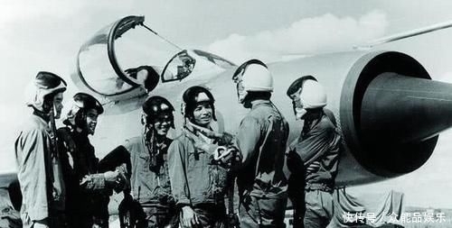 有何|苏联在1979年向越南提供了哪些援助，对于当时局势有何作用