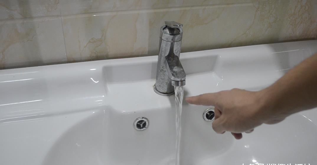 热熔胶|手提袋绳子不要扔, 拆下来放家里这样用, 看完你会感谢我的