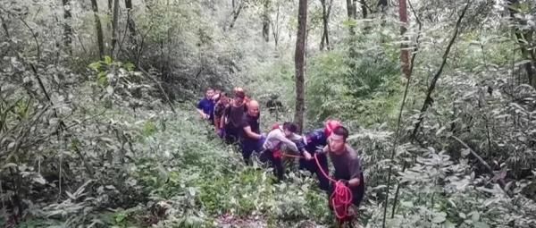 绥阳县|又一起！深夜救援，贵州4人溶洞探险被困→