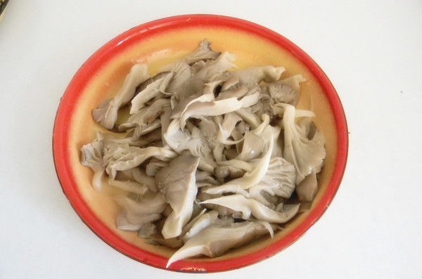 防脱发|医生不会告诉你,它是强碱性食物,补血防脱发,年纪大了要常吃