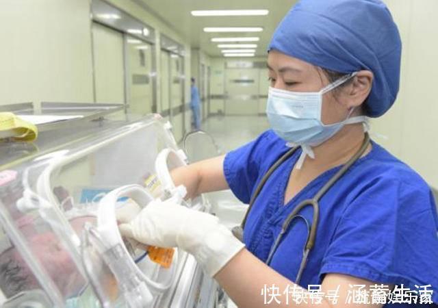 宝妈|新生儿“自带三天口粮”不用喂别盲目迷信母乳,坑了娃