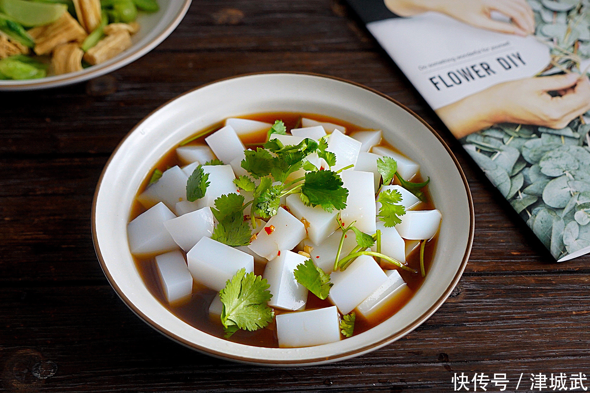 表妹做的午餐在全网火了,清淡美味,网友:比大鱼大肉更有食欲