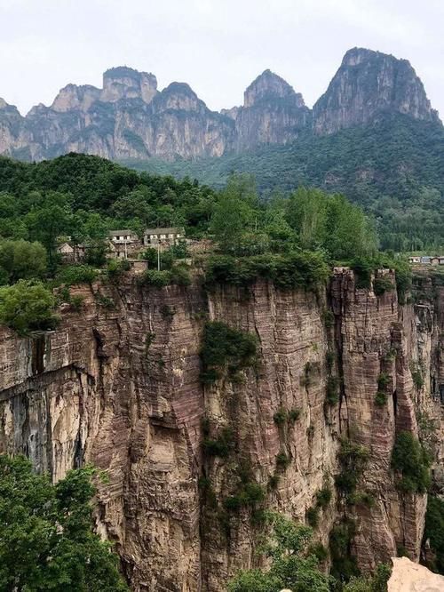 除了郭亮村，南太行还有很多悬崖村落，并且不收门票