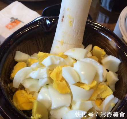 猪肉|天热,少吃猪肉多吃它,营养美味易下饭,简单拌一拌,鲜香又开胃