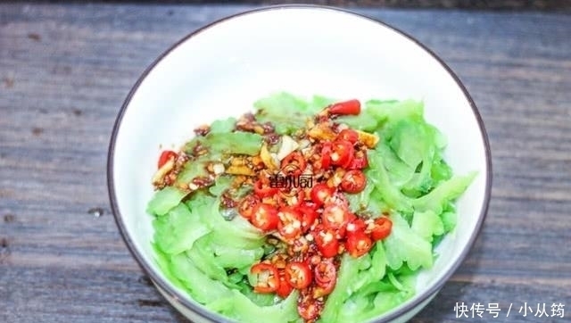 女人|夏天女人离不开的一道菜,刮油又消暑,天天吃也不腻