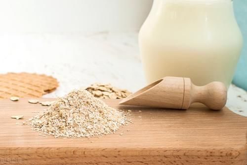 改善便秘|47岁大妈便秘7年,医生:煮粥喜欢放“它”,铁打的肠胃也受不了