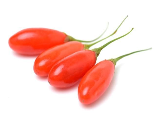 乌发|有一味不被重视的中药,补肝肾还明目生乌发,与枸杞比哪个好