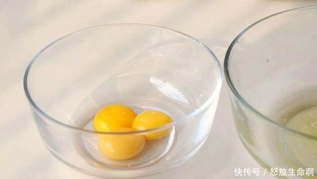 发糕|简单快手的小米发糕,原来可以吃出这样的高!大!上!