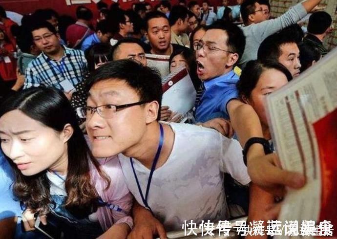 房价|5年后,“百万房产”和“百万存款”留哪个更好专家说了实话