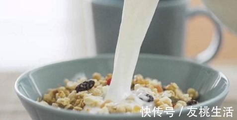 减肥|比泡面还“催肥”的食物，不少人当晚餐，难怪体重在蹭蹭“上涨”