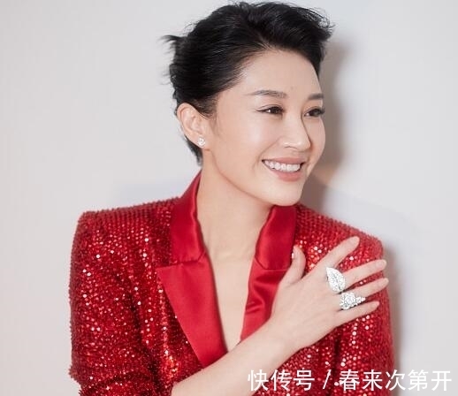 妈妈|精致又时髦的妈妈款发型,减龄实用又优雅大方!