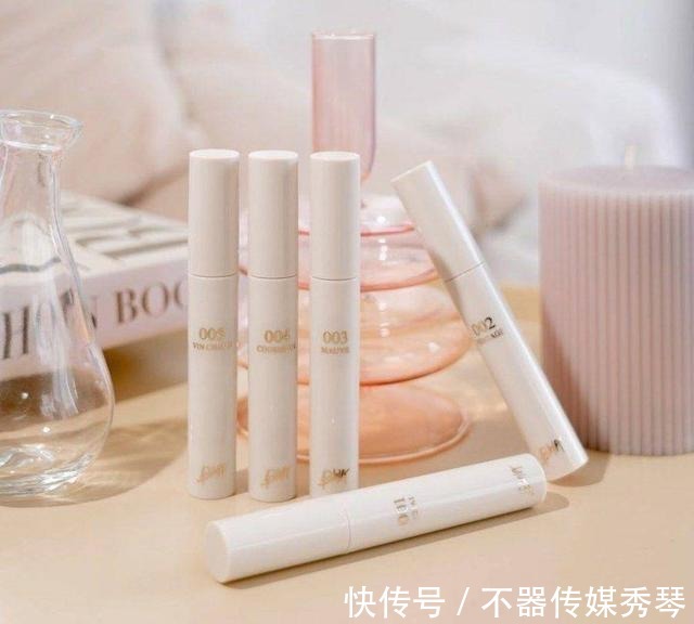 醉象|我不允许还有谁不知道水光唇釉的杀伤力