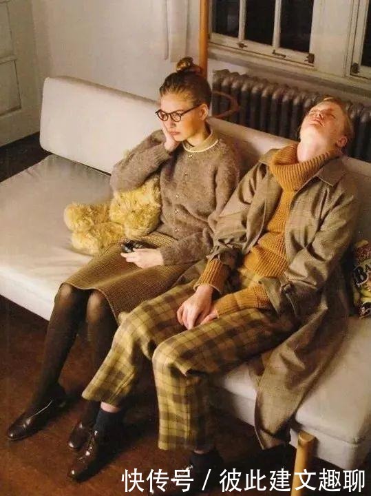 时髦|适合冬天穿的4条长裤!时髦又好看,还很显腿长