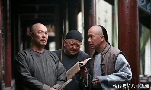 纪晓岚#老樵夫出上联:王不点头难做主,难倒纪晓岚,网友的下联非常经典