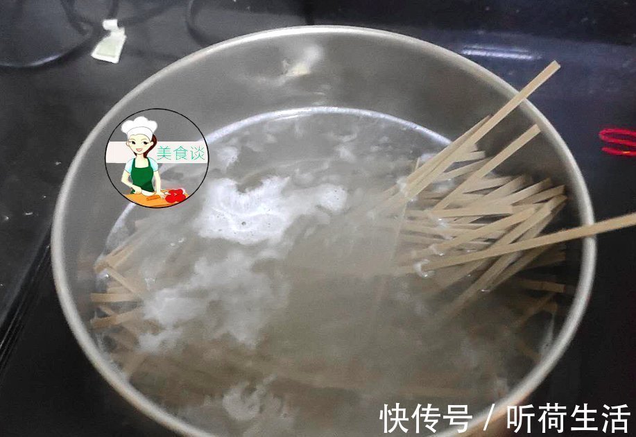 天冷了,儿子早餐就馋这面,鲜甜营养,一碗下肚超满足,不饿肚子