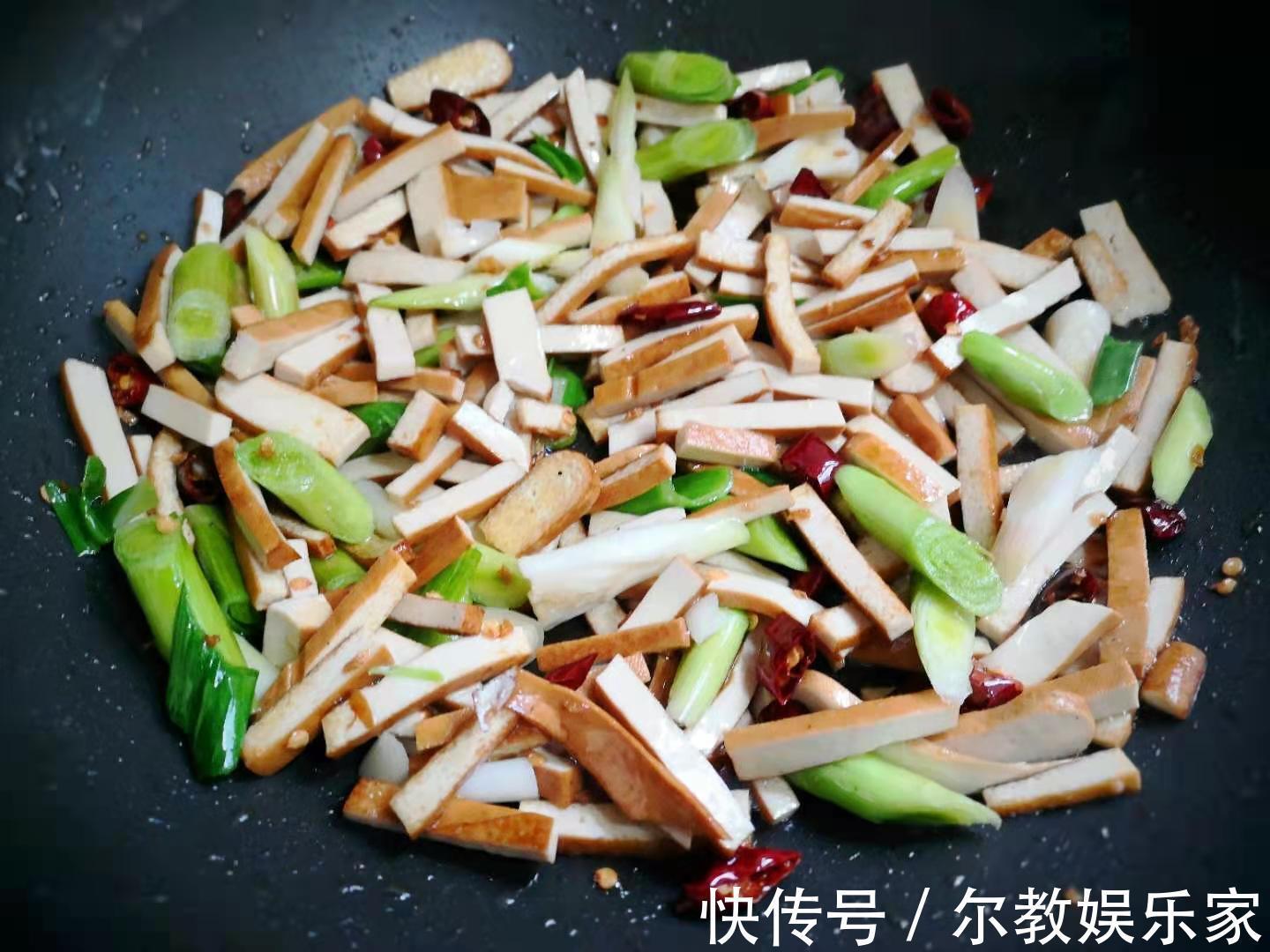 营养健康|春天,这2种素菜一起炒,清肠减脂,营养健康,女人瘦身要多吃!