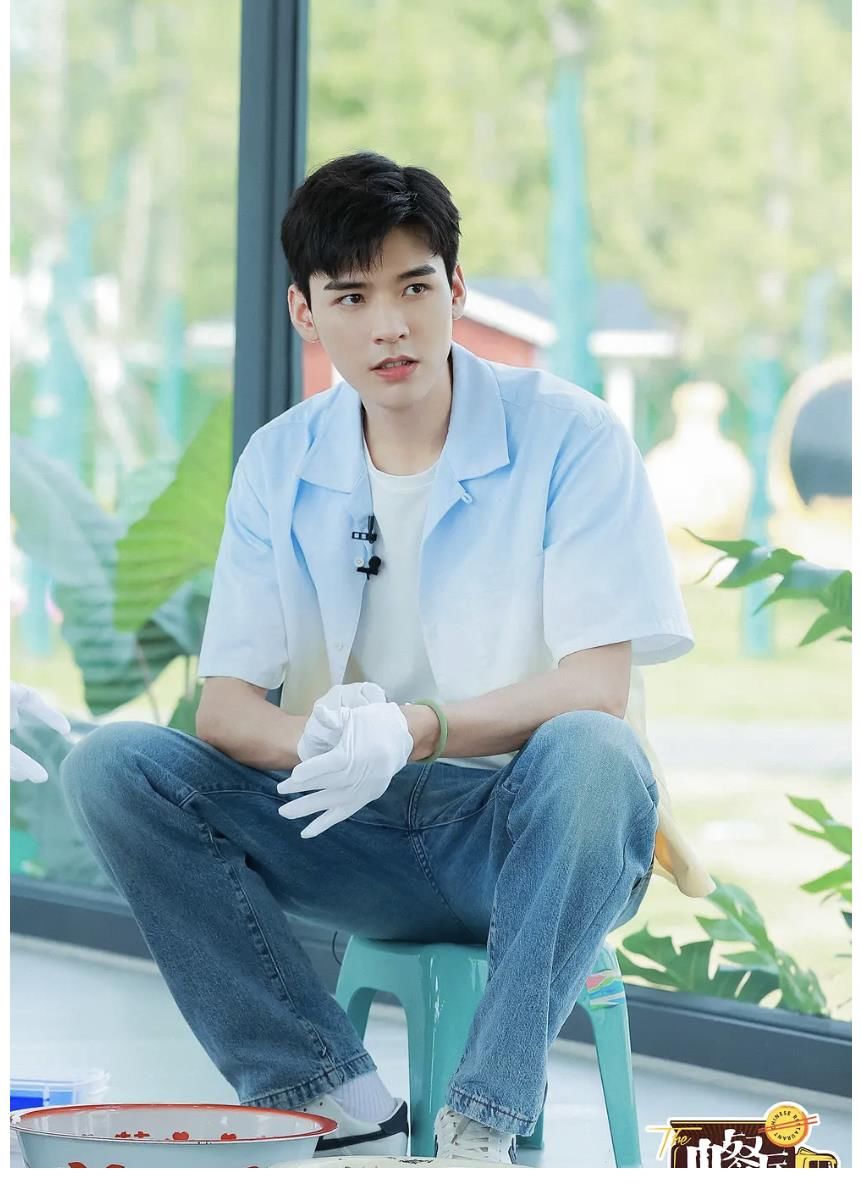 黃曉明|《中餐廳》第二期爆了？龔俊笑聲太魔性、寧靜變臉超快，收視穩(wěn)了