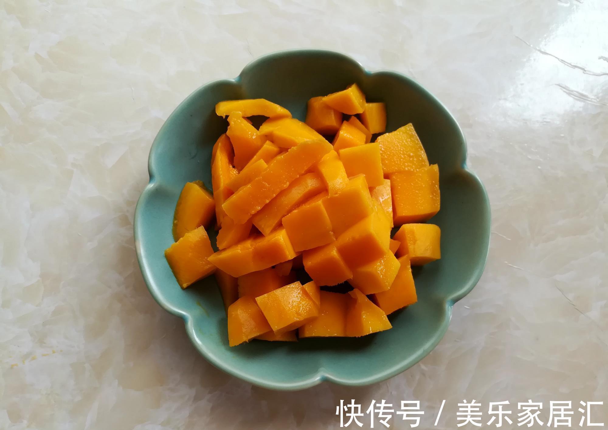 冷饮|做雪糕不要只加牛奶,冷饮厂老师傅:少了它,难怪做出来有冰渣