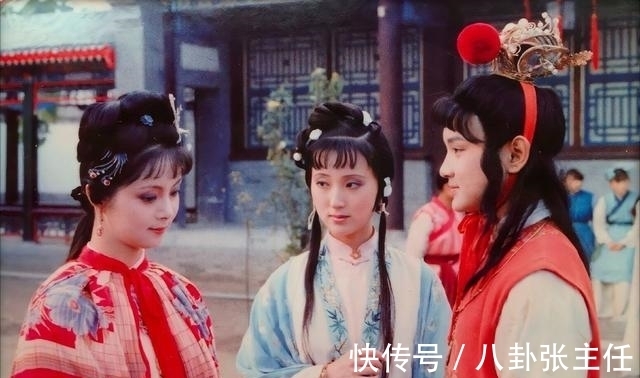 魔咒!贾宝玉初见黛玉时撒的谎,像一个魔咒,让黛玉一生都逃不掉