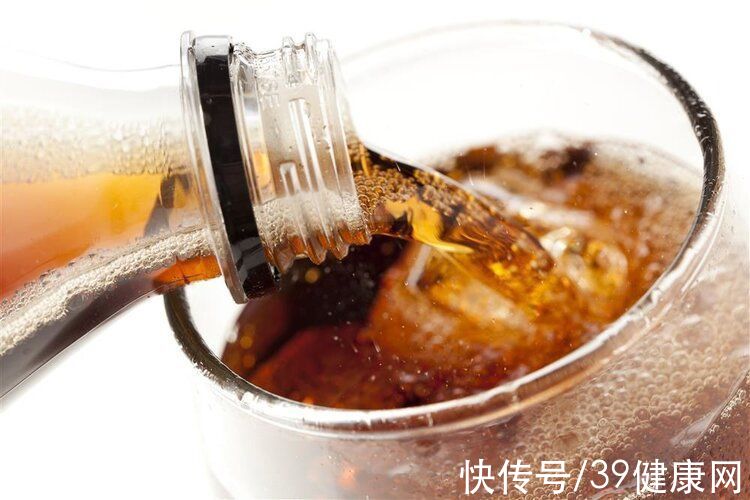 吸收率|晒太阳补钙不靠谱！营养师：27种食物含钙量比牛奶高，建议多吃