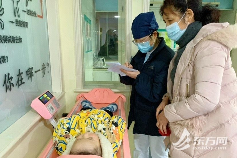 救助|2022年“心动巴蜀——先心病患者公益救助行动”患儿抵达沪接受治疗