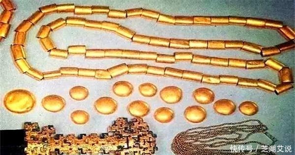 随葬的一把金柄铁剑,是墓主盗墓所得,专家:铁才是无价之宝