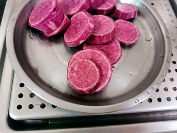 看似三明治,却是香甜软绵的紫薯夹心蛋糕