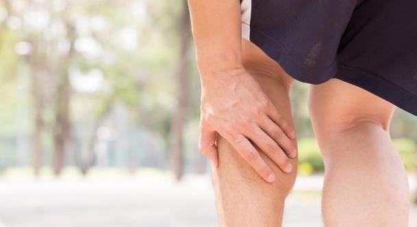 跑步|36岁男子每日跑步半小时,一个月后却住院,只因为用这种方式跑步