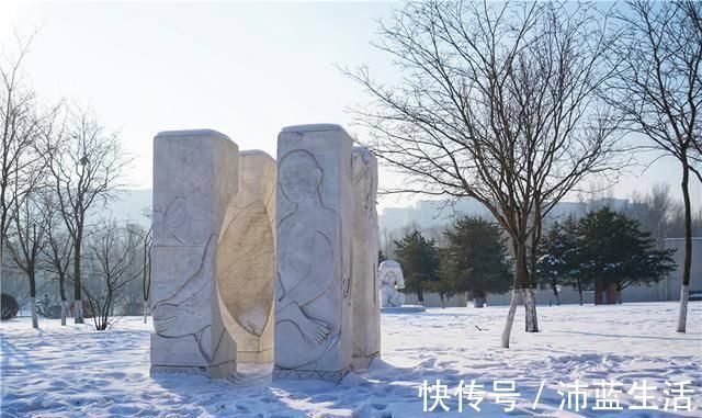 技巧|怀孕后抚摸肚子有技巧,四种情况不能摸,按月龄科学抚摸才好