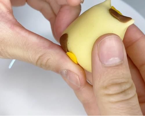 软萌可爱的烧果子，搭配香甜软糯的豆沙馅，做法超简单