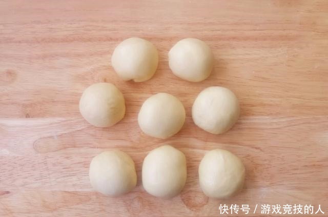 面包别再发酵两次了,学会这做法,一次发酵也柔软,味道不输买的!