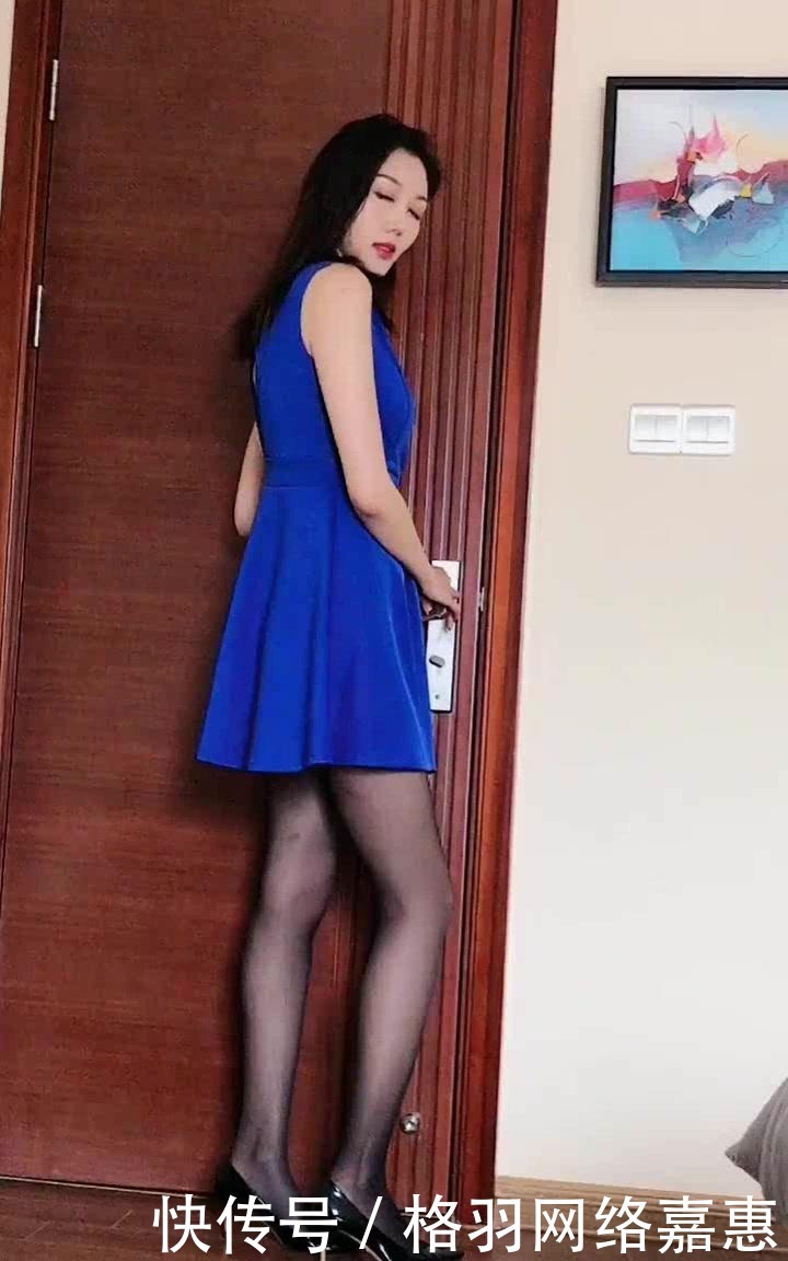 少妇|“黑丝袜”+连衣裙,少妇的搭配首选!