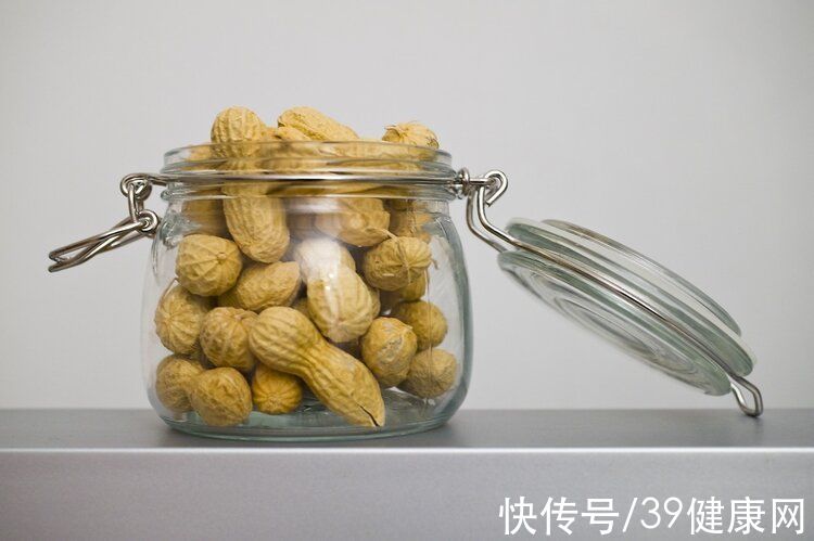 食品科学|吃花生，能养生？研究发现：花生让血管更健康，怎么吃才正确？