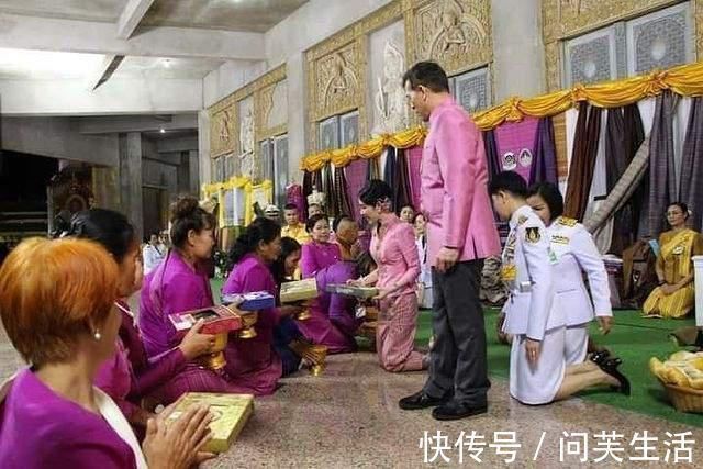 凳子#诗妮娜有凳子不坐非得跪泰王身边!卑微得让人心疼,难怪苏提达输