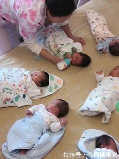 三胞胎|三女儿都生下三胞胎,摆一起像开了个幼儿园,网友姥姥累坏了吧