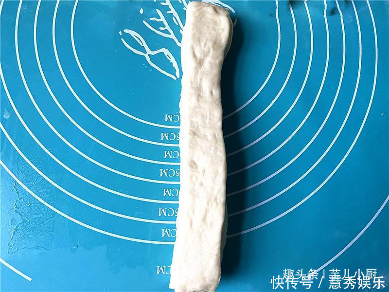  油条怎么炸，才又大又蓬松？最好配方和秘诀在此，酥香蓬松吃不够