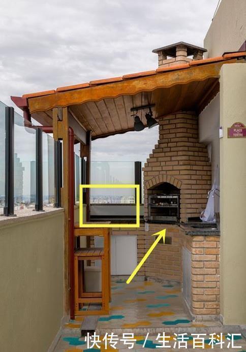 顶楼|买了顶楼,刚把阳台改成开放式厨房,物业就找上门,碍着谁家?