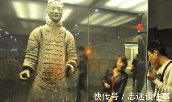 八块腹肌|为啥古代的英雄猛士都是“啤酒肚”,而没有那八块腹肌呢?