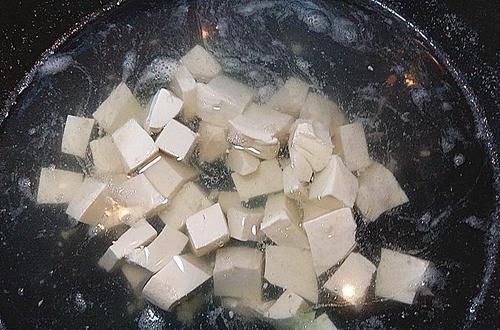 女人最该吃的不是猪脚，而是它，满满的雌激素，抗衰老素颜也很美