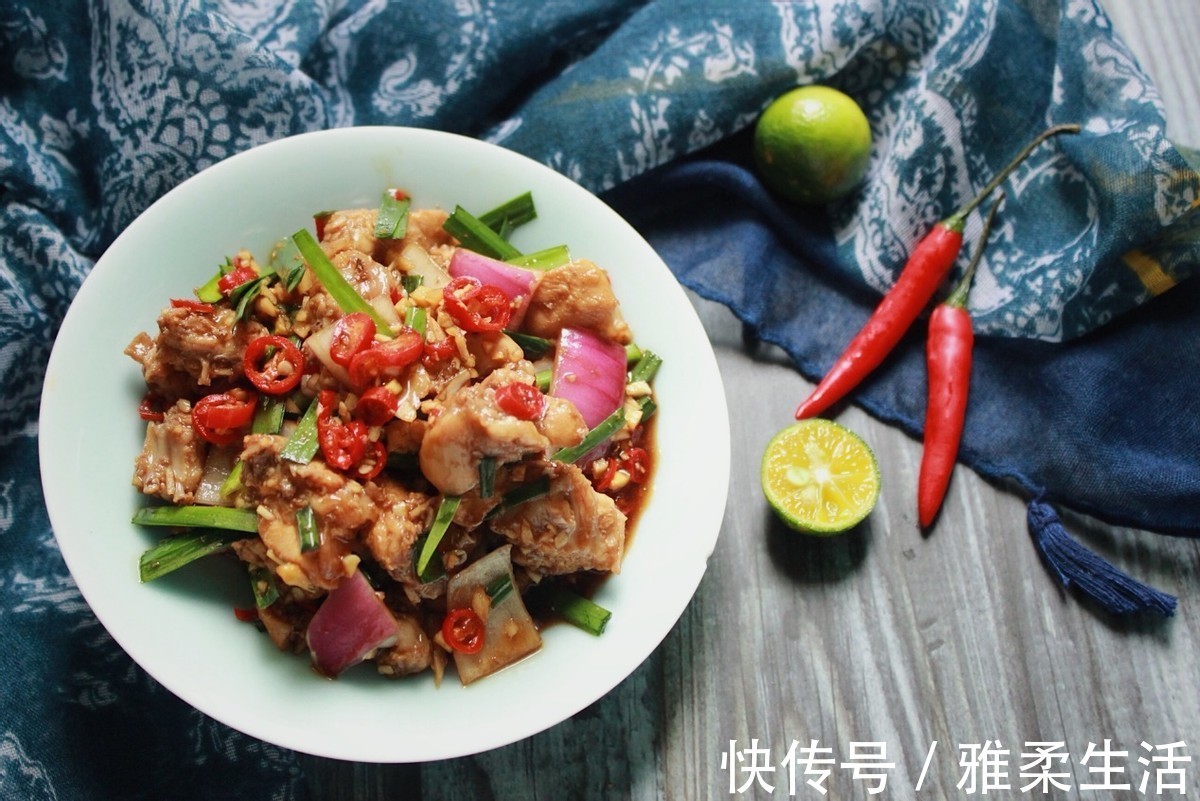 洋葱|非常适合夏天的一道开胃菜，味道酸辣，十分下饭