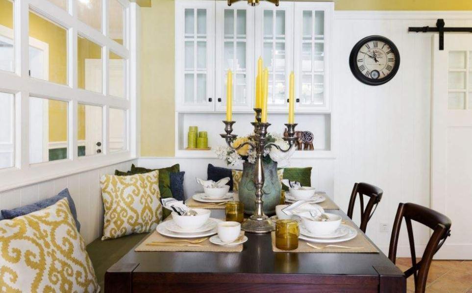 卡座|家里别买餐桌了,现在都流行这样设计,不仅时尚新潮,还美观实用