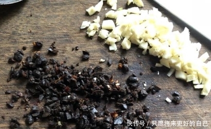 它被老外称为“中国奶酪”,做菜时放一点,美味加倍,鲜香味十足