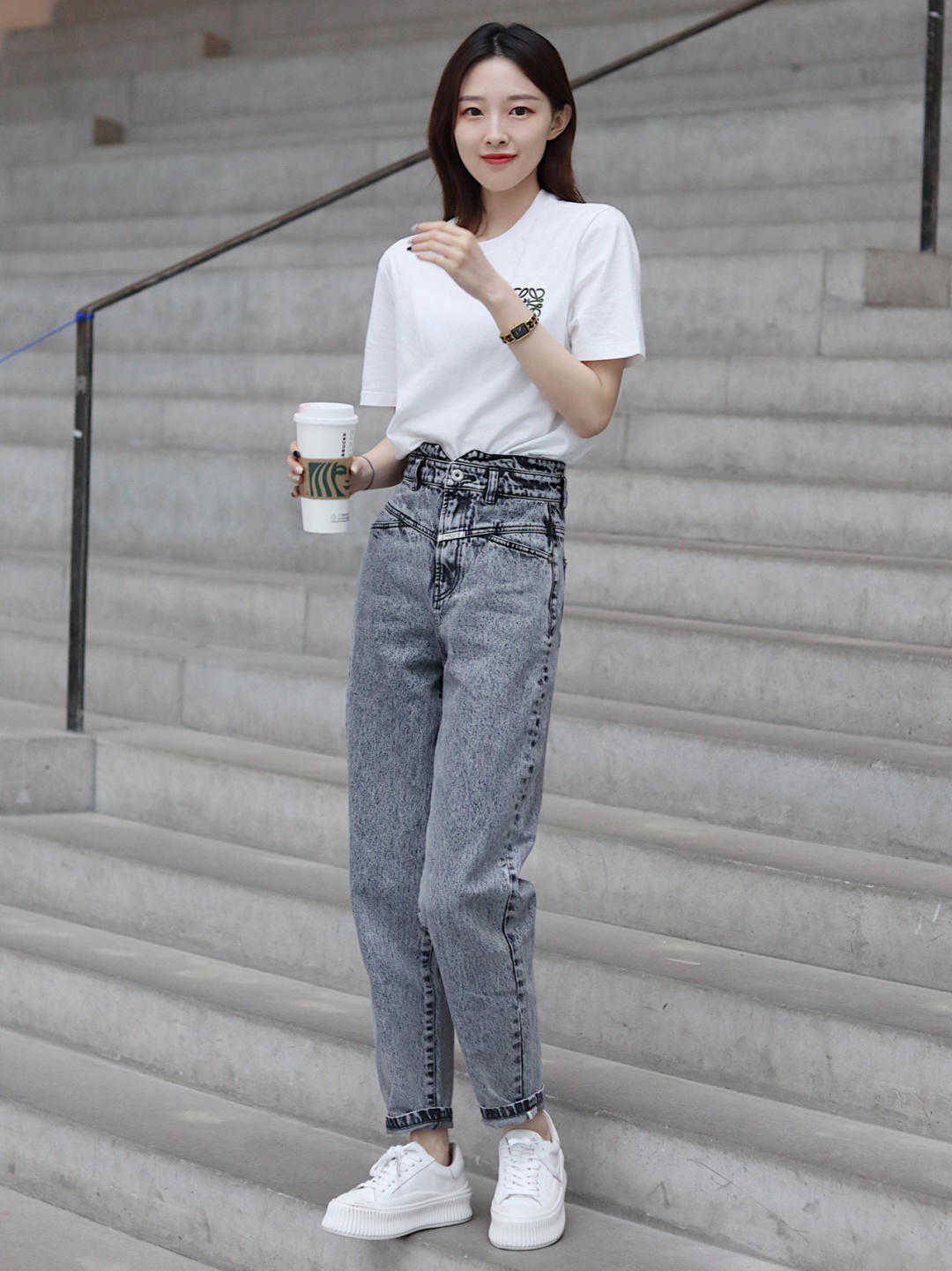 穿搭|小个子女生这样穿，有点甜，还特别时髦，显高还显瘦