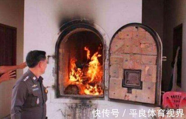 工整$火葬場門口一對聯,堪稱絕對,上聯:進去一個又一個