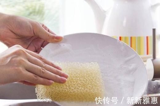 洗碗不要用洗洁精了,保洁阿姨都用这几招,保准去污快又不伤手